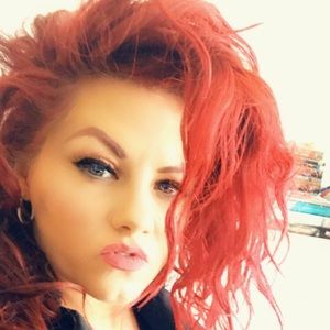 Meet your Posher, Kristin